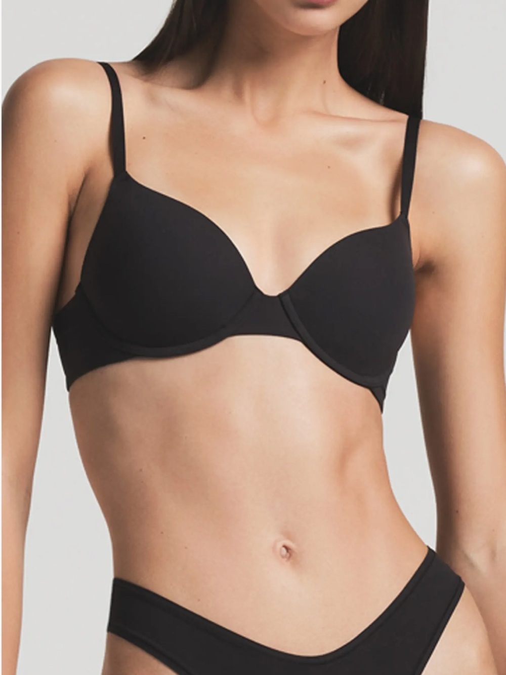SKIMS Fits Everybody T-Shirt Bra
In Black size 32DD - Picture 1 of 11
